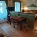Kajovska 63 3*