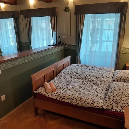 Kajovska 63 3*