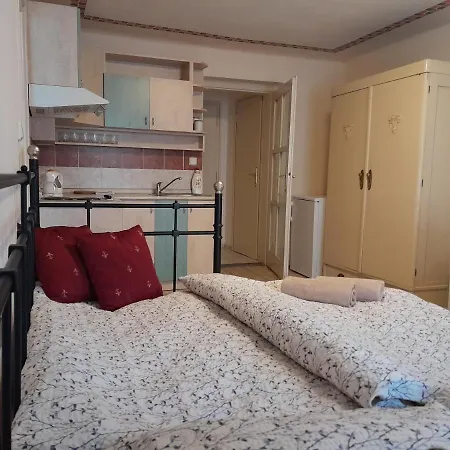 Appart hôtel Kajovska 63 3*