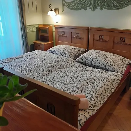 Kajovska 63 3*