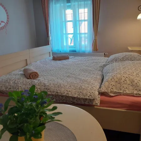 Kajovska 63 Hotel apartamentowy 3*