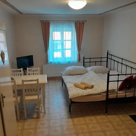 Hotel apartamentowy Kajovska 63
