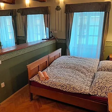 Kajovska 63 3*