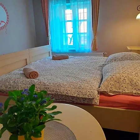 Apartmanhotel Kajovska 63 3*