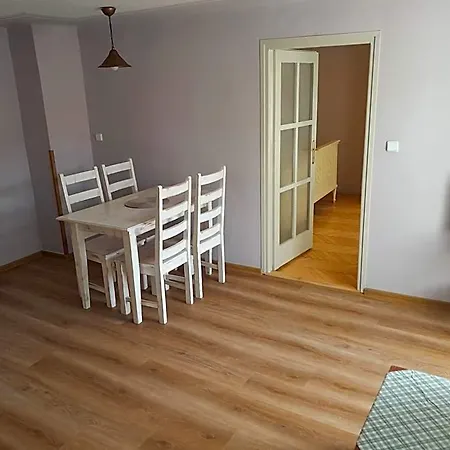 Hotel apartamentowy Kajovska 63 3*