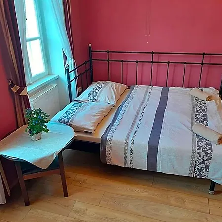 Kajovska 63 Hotel apartamentowy