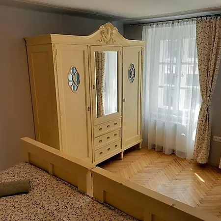 Kajovska 63 Hotel apartamentowy