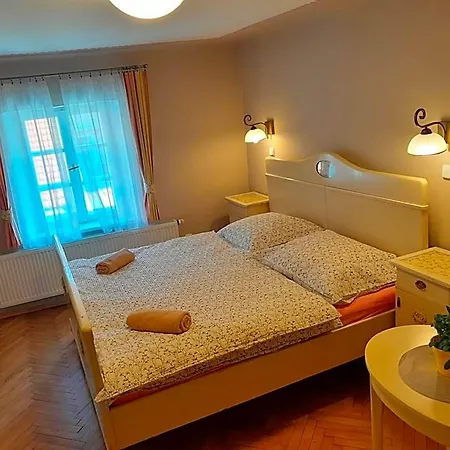 Kajovska 63 3*